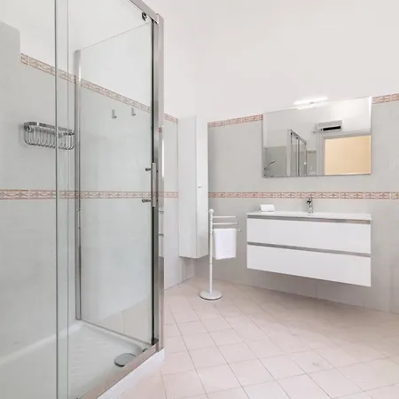 Apartamento La Dimora Dei Mille - Roomy With Terrace